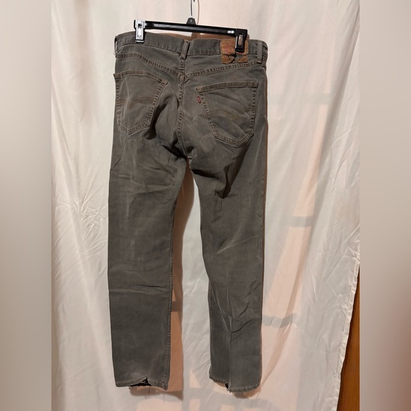 Levi’s 505 Straight Leg Jeans. Authentic Heavy Distress. Broken-In Denim - Picture 3 of 10
